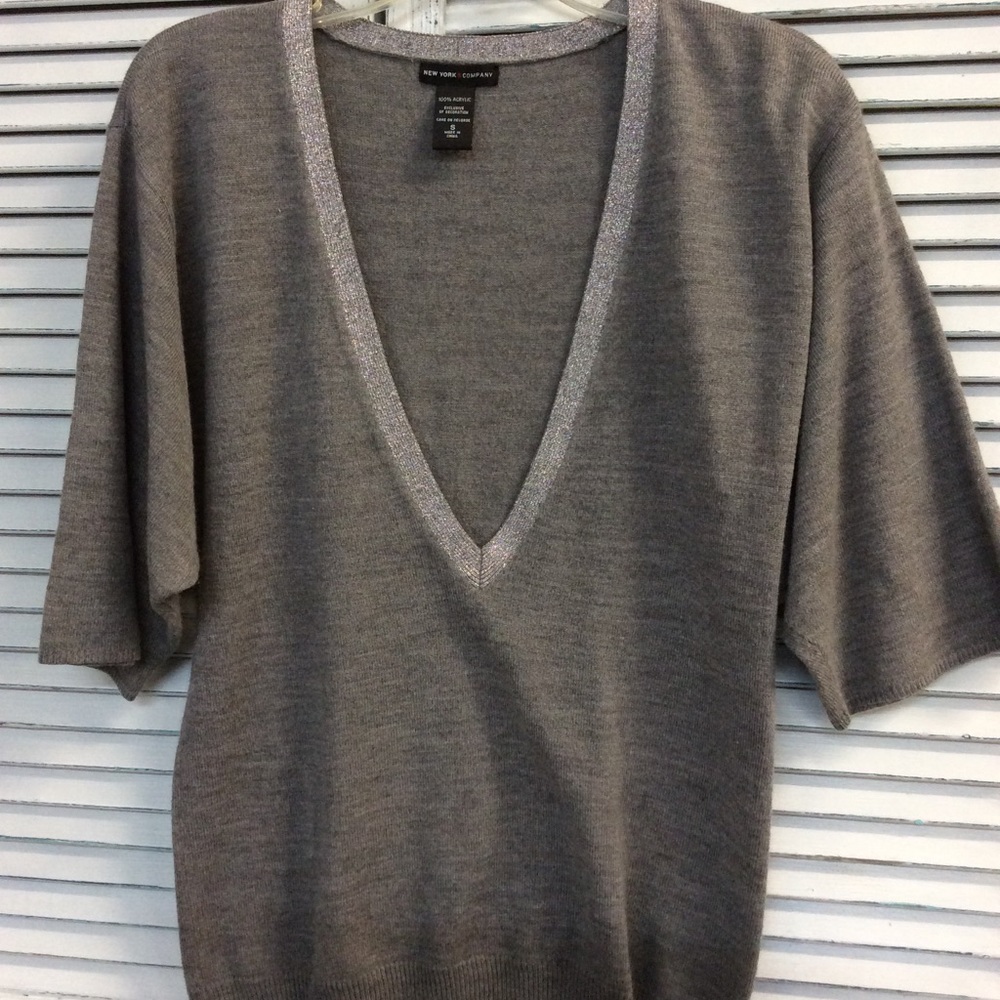 NY&Co Vneck Sweater